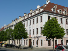 Au&szlig;enansicht des Hauses in dem sich die Kanzlei befindet